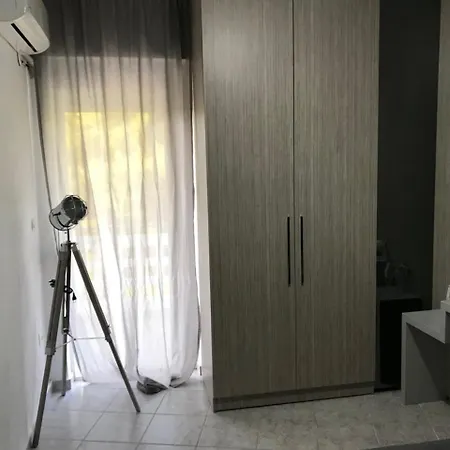 Maisonette With Pool Siviri